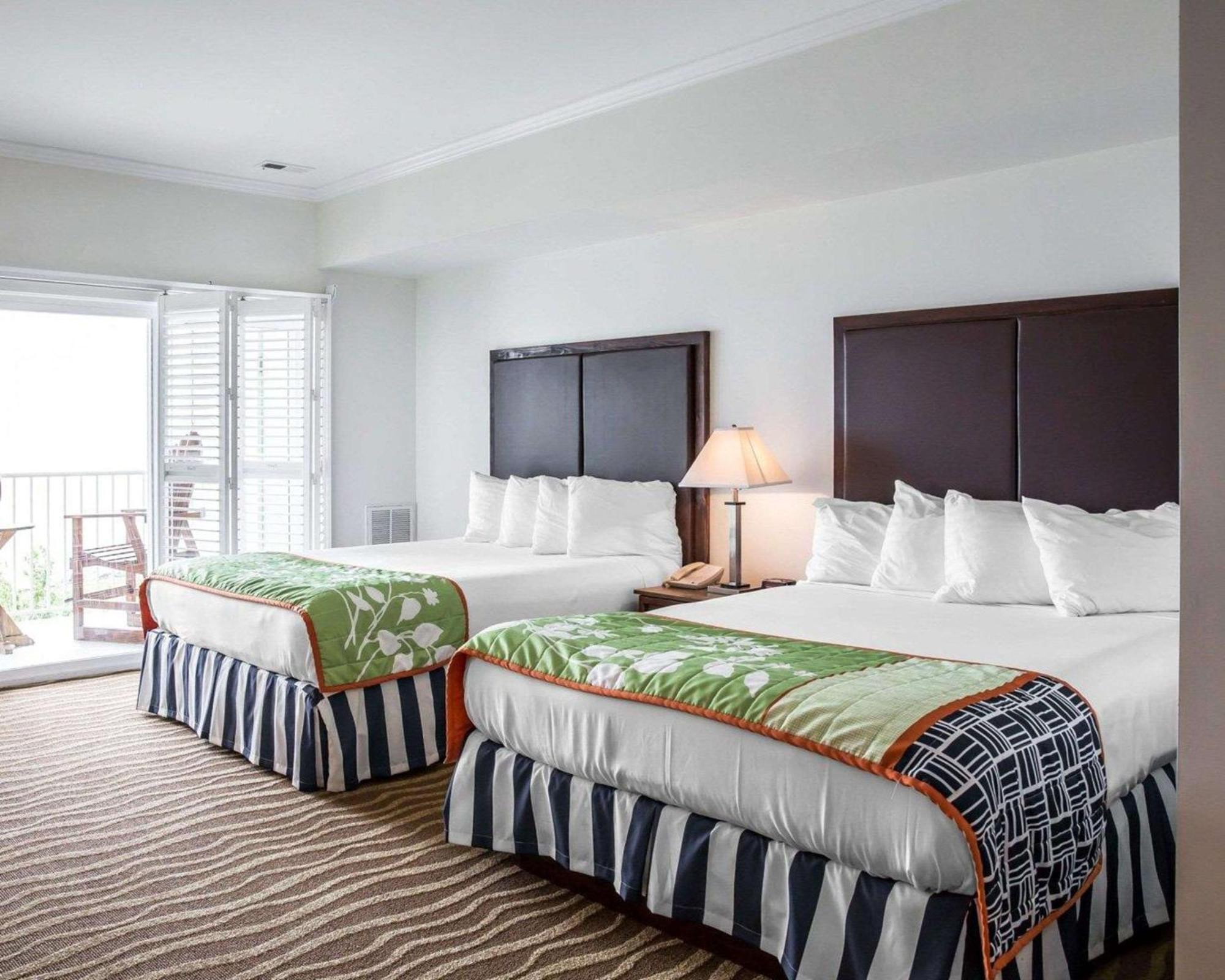 Island Inn & Suites, Ascend Hotel Collection Piney Point Eksteriør billede